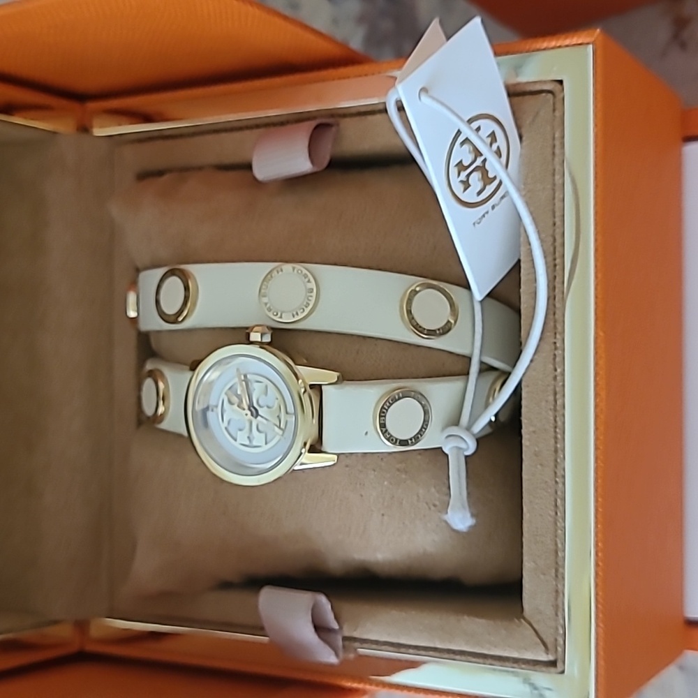 NWT Tory Burch Reva Mini Double Wrap Leather Watch